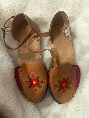 Authentic Mexican Handcrafted Brown Leather Floral Embroidered Women’s Sandals
